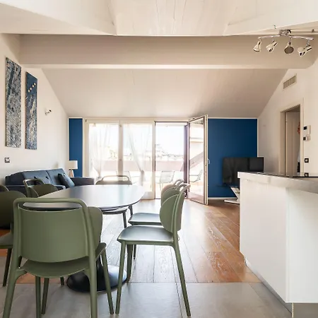 Easyhomes - Brera Luxury Apartamento *