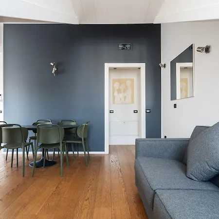 Easyhomes - Brera Luxury Milan