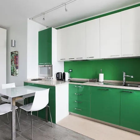 Versoverde Alzaia Naviglio Grande Hotel 4*