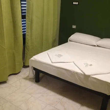 Mrhostel