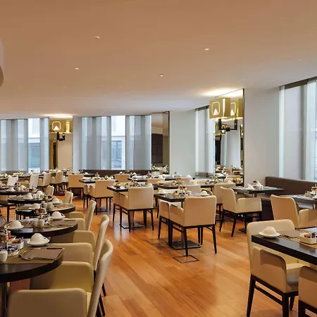 The Square Duomo - Preferred & 4* Milan