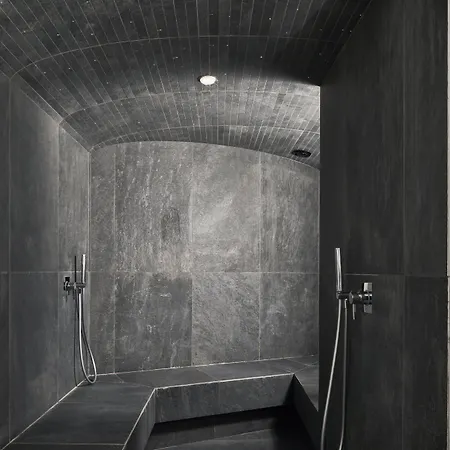 Hyatt Centric Hotel 4*