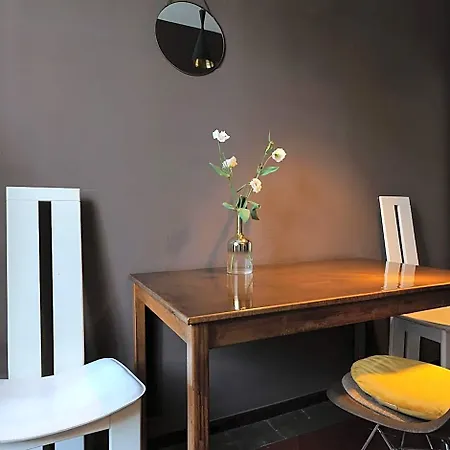 Bed & Breakfast House Of Frames *