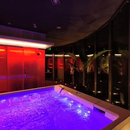 Zambala Luxury 4* Milán