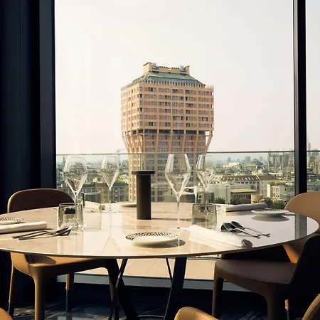 Hotel Uptown Palace
