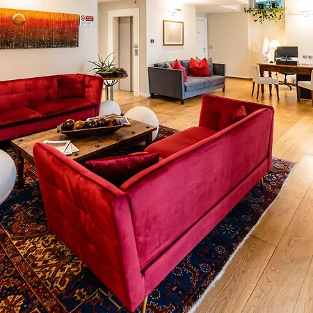 Hotel Townhouse 33 Boutique 4*