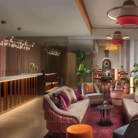 Nh Palazzo Moscova Hotel