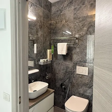 Hotel Brianza 3*
