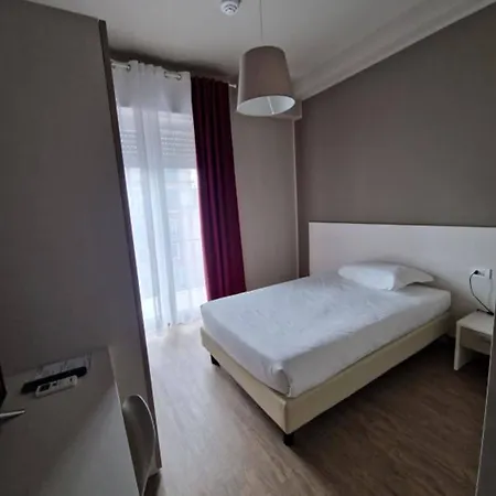 Di Porta Romana Hotel 3*