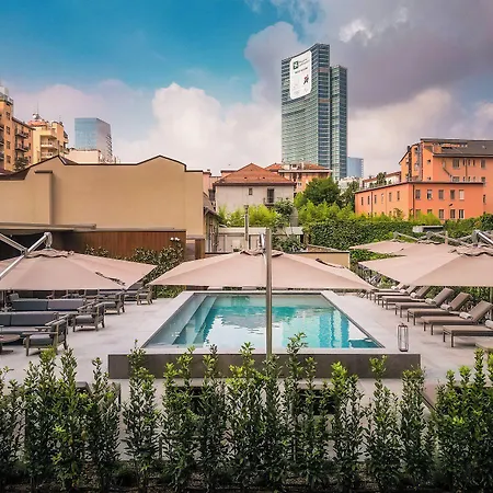 Crowne Plaza By Ihg Hotel Milán