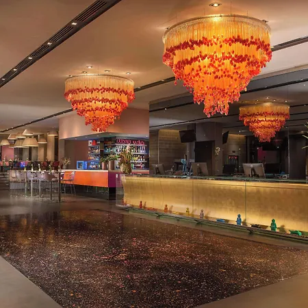 Hotel Nhow 4*