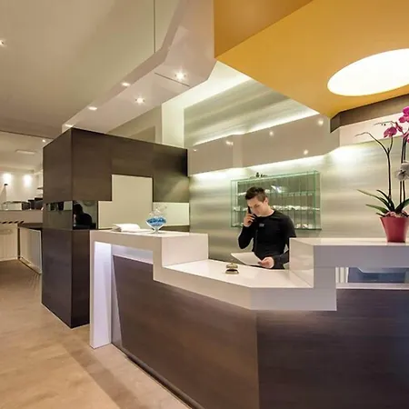 Genius Downtown 3* Milán