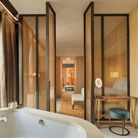 Hotel Bvlgari 5*