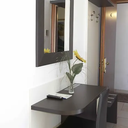 Nuovo Metro Hotel 3*