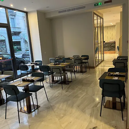 Jr Bocconi Hotel