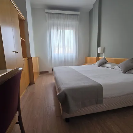 Mokinba Sant'ambroeus Hotel 3*