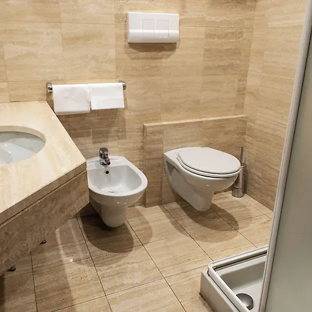 Alga 3* Milan