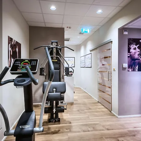Ξενοδοχείο Worldhotel Casati 18 4*