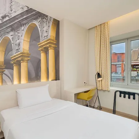 Station Hotel 3*