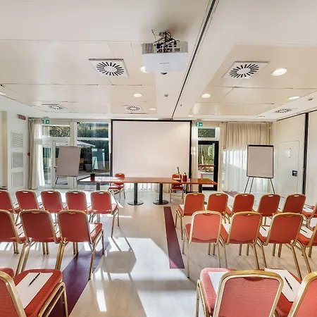 Hotel Art Navigli 4*