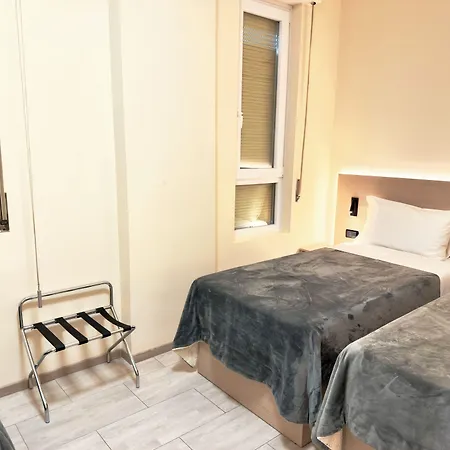 Molise 2 Hotel Mailand
