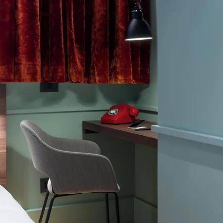 Hotel Urban Hive 4*
