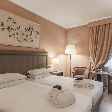 Hotel Doria Grand Milan
