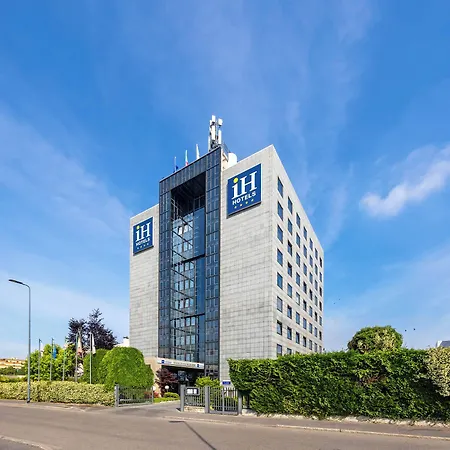 Hotel Ih Lorenteggio 4*