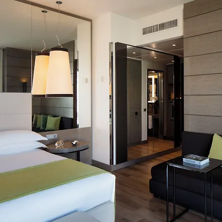 Starhotels Echo 4* Mediolan