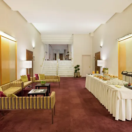Starhotels Tourist Hotel 4*