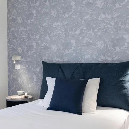 Italianway - The B Village Business Appartement *