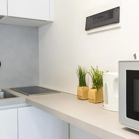 Italianway - The B Village Business Appartement Milan