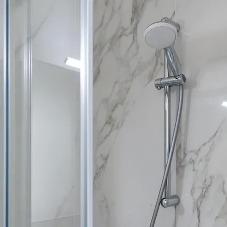 Appartement Italianway - The B Village Business