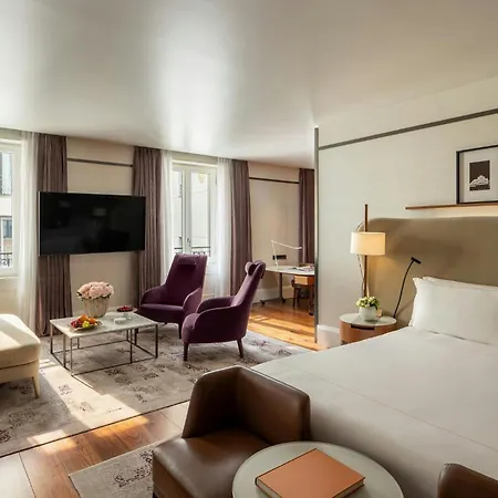Mandarin Oriental, Hotel