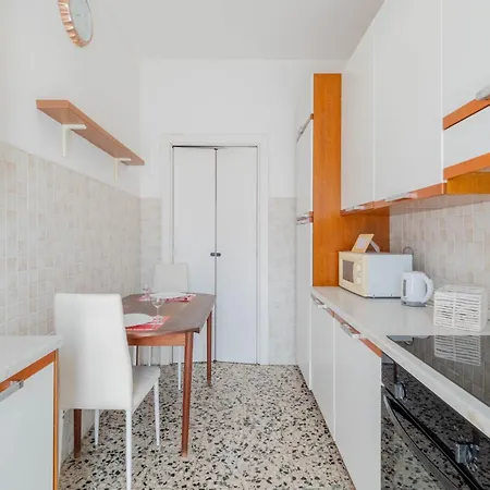 M.aurelio Red Apartment Milan