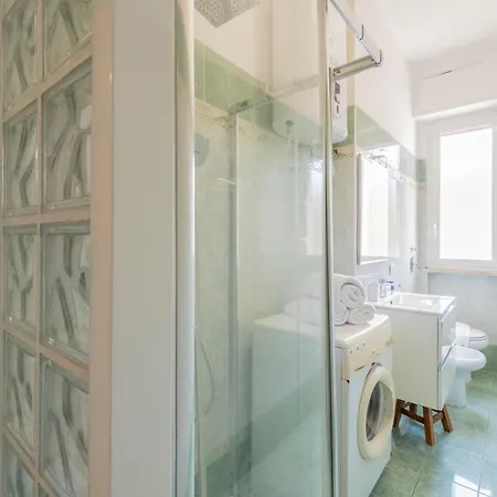 M.aurelio Red Apartment