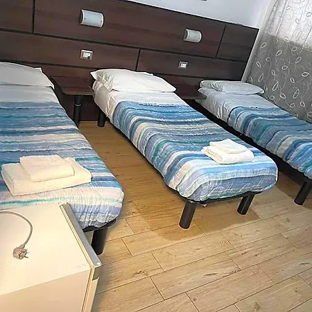 Hotel Bissi *