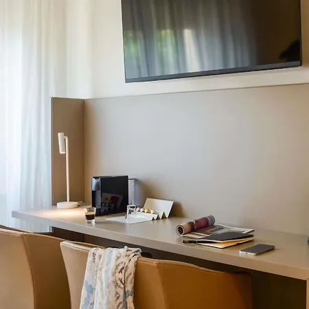 Hotel Mercure Solari