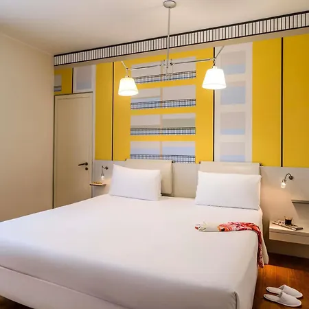 Hotel Mercure Solari Milan