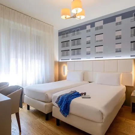 Hotel Mercure Solari Milan