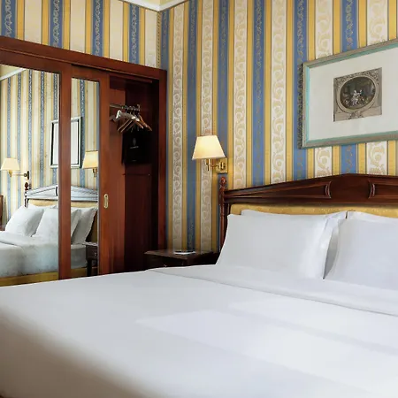 Hotel Sina De La