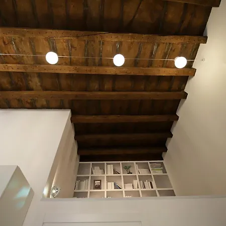 Porta Nuova 4* Milan
