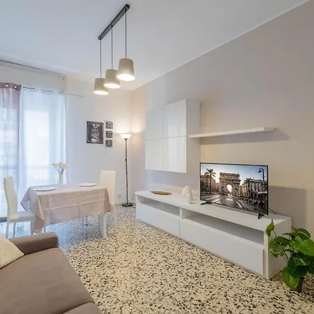 Apartment M.aurelio Light Brown