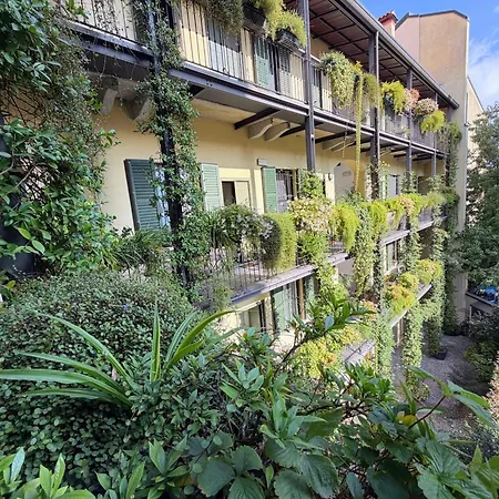 Apartment Charming Near The Park - 2 Bedrooms - Center Milan