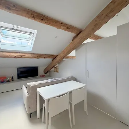 Mansarda San Gregorio Apartment