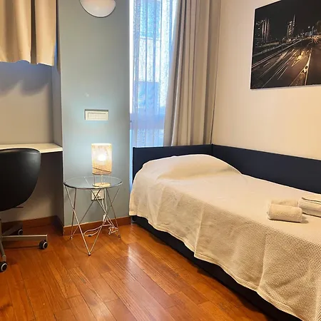 Apartamento Chicco In Zona Elegante Milán