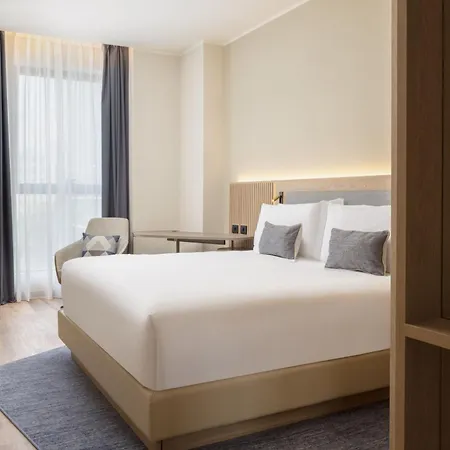 Hotel Courtyard By Marriott Linate 4*