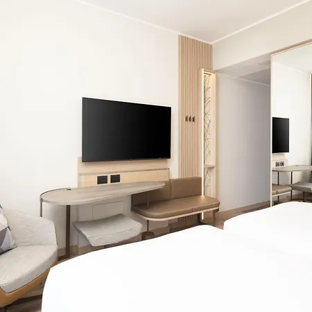 Hotel Courtyard By Marriott Linate 4*