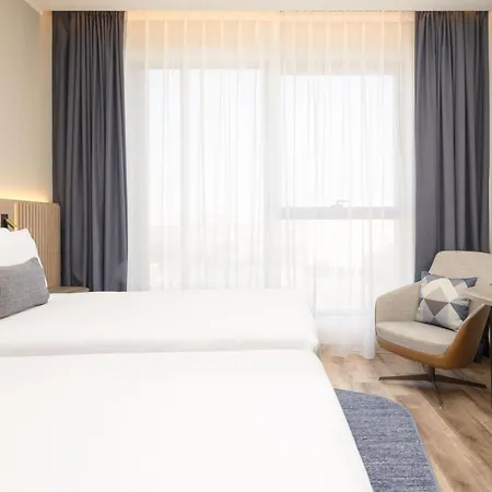Hotel Courtyard By Marriott Linate 4*