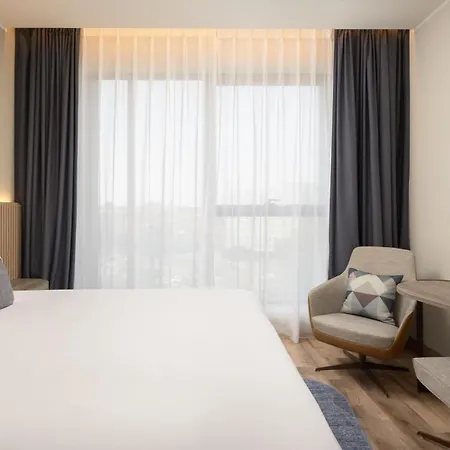 Hotel Courtyard By Marriott Linate 4*